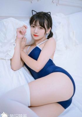 女生叉开腿让男生桶