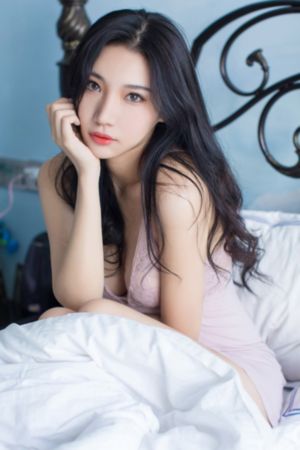 日本吃奶摸下边免费视频