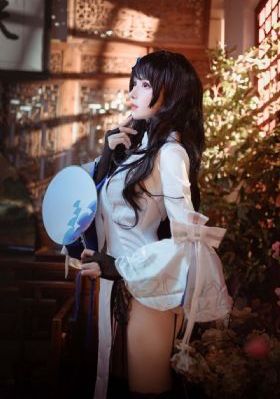蜜桃大片大片免费播放器